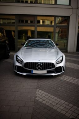 Mercedes-Benz E 300 e AMG Line